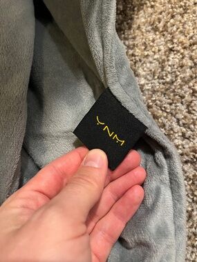 Grey Plush YNM Weighted Blanket (NEW)